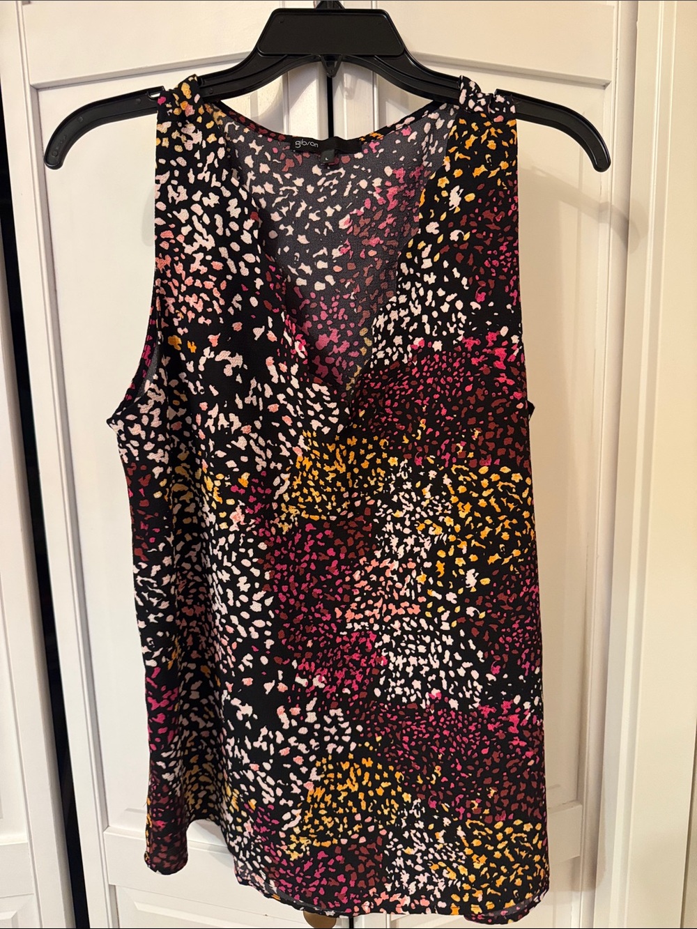 Women’s Printed V-Neck Tank Top - Black Multi